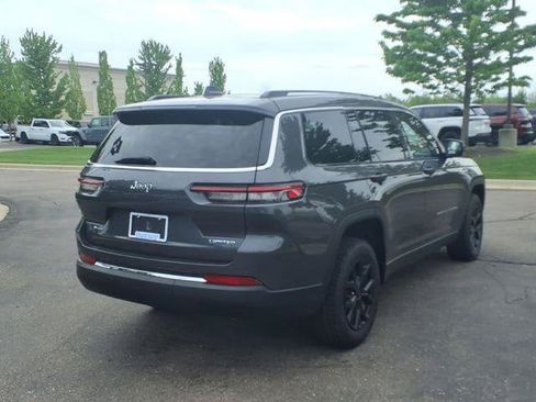 Certified 2023 Jeep Grand Cherokee L Limited AWD/4WD image 4