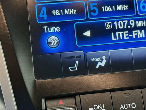 Used 2015 Acura TLX w/ Technology Package image 22