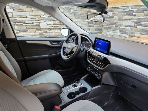 Used 2022 Ford Escape SE w/ Convenience Package image 21