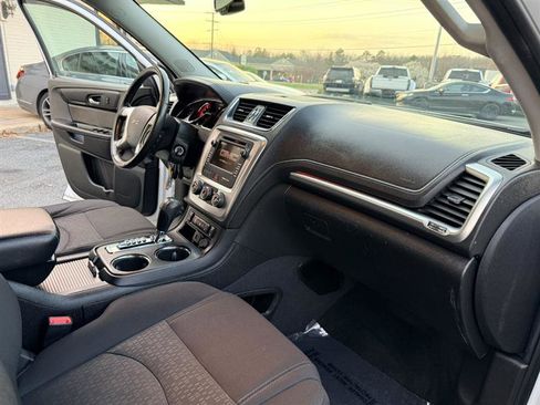Used 2016 GMC Acadia SLE AWD/4WD image 13