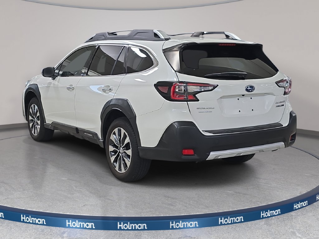 Used 2025 Subaru Outback Touring XT AWD/4WD image 9