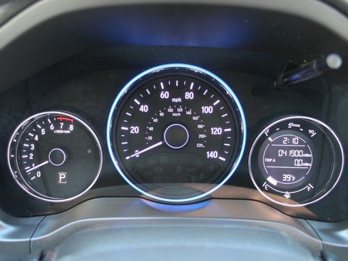 Used 2016 Honda HR-V LX image 39