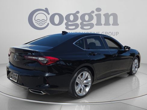 Used 2023 Acura TLX w/ Technology Package FWD image 5