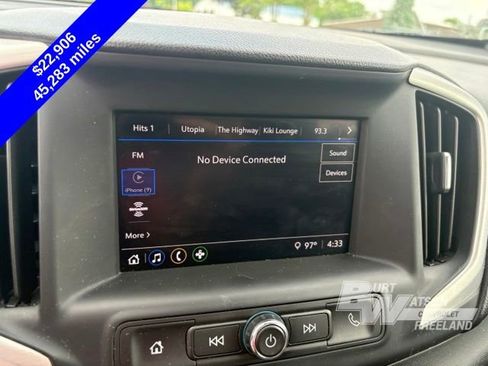 Used 2024 GMC Terrain SLE w/ Driver Convenience Package AWD/4WD image 18