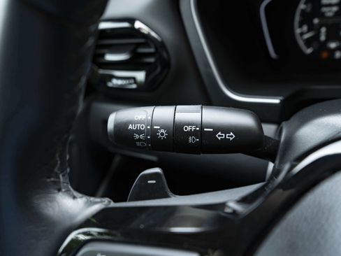 Used 2023 Honda Pilot EX-L image 24