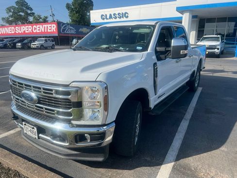 Used 2024 Ford F250 XLT AWD/4WD image 1