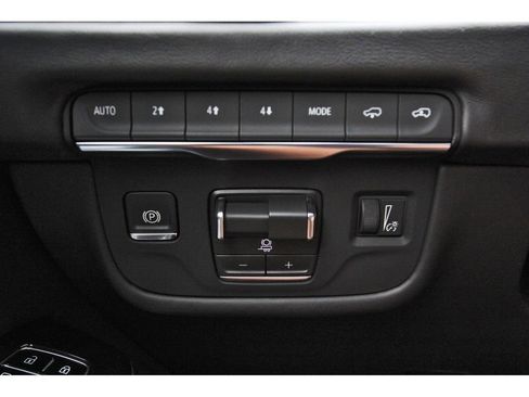 New 2026 Cadillac Escalade ESV Platinum Sport w/ LPO, ONYX Package AWD/4WD image 15