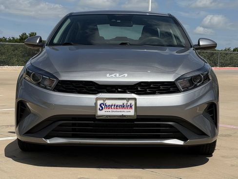 Used 2024 Kia Forte LXS FWD image 7