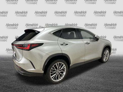 Used 2022 Lexus NX 350h AWD image 10