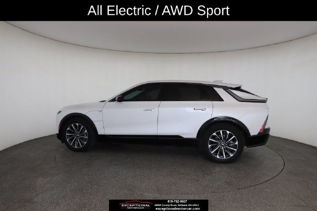 Used 2024 Cadillac Lyriq Sport w/ LPO, Floor Liner Package AWD/4WD image 8