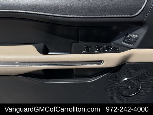 Used 2024 Ford Expedition Limited RWD image 32