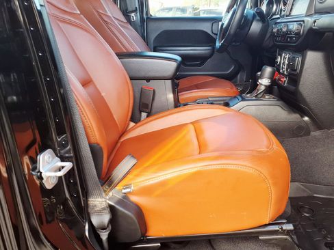 Used 2021 Jeep Gladiator Mojave image 11