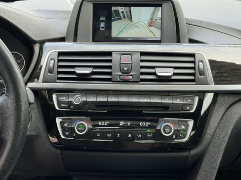 Used 2018 BMW 330i Sedan w/ Convenience Package image 29