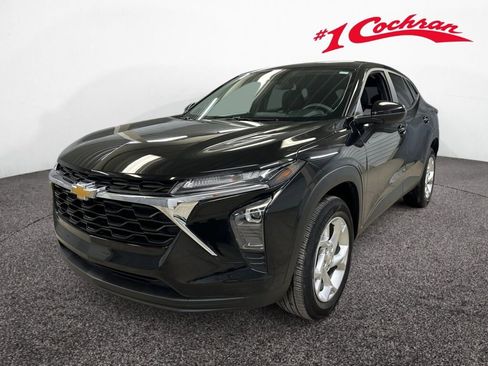 Certified 2024 Chevrolet Trax LS w/ LS Convenience Package image 30