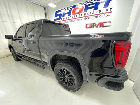 Used 2021 GMC Sierra 1500 Elevation w/ X31 Off-Road Package AWD/4WD image 8