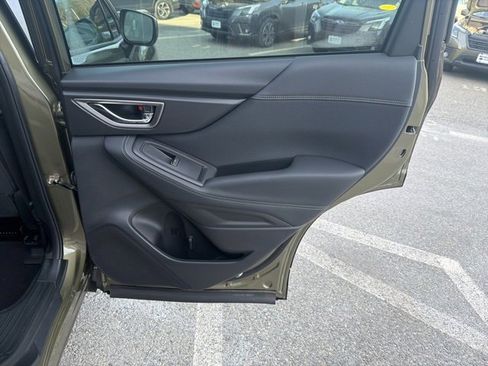 Used 2022 Subaru Forester Premium image 26