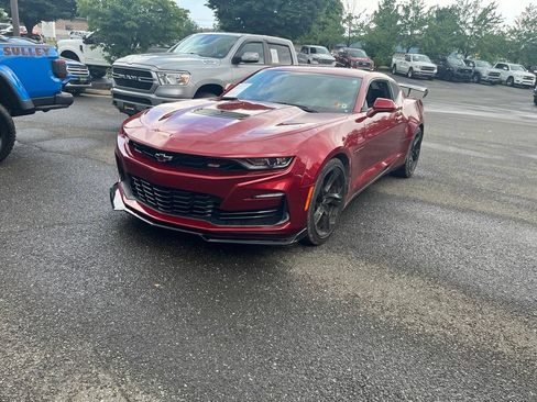 Used 2023 Chevrolet Camaro SS RWD image 3