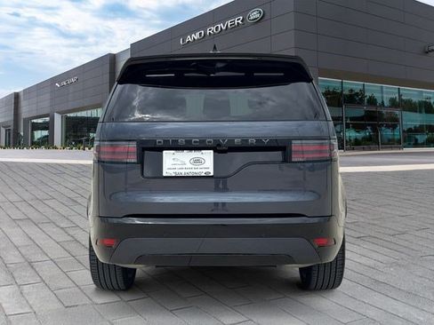 Certified 2025 Land Rover Discovery Dynamic SE AWD/4WD image 4