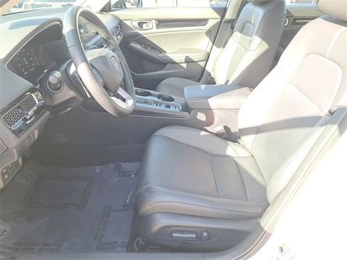 Used 2022 Honda Civic Touring image 16