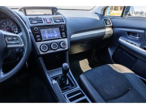 Used 2015 Subaru Crosstrek 2.0i Premium image 22