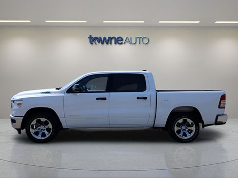 Used 2023 RAM 1500 Big Horn AWD/4WD image 3