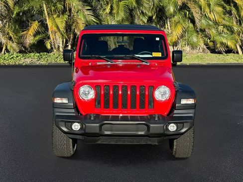 Used 2018 Jeep Wrangler Unlimited Sport S image 2