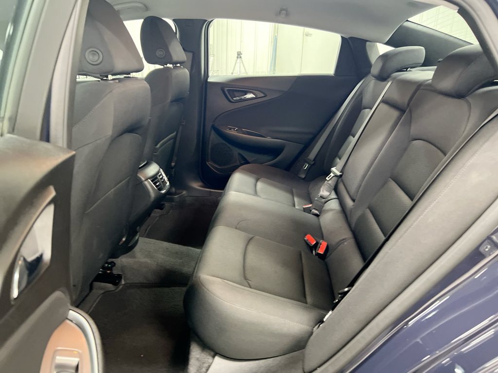 Used 2025 Chevrolet Malibu LT FWD image 22