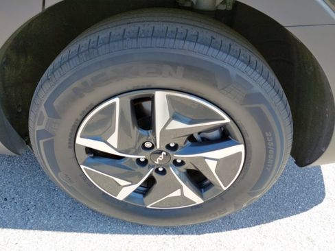 Used 2023 Kia Sorento EX FWD image 13