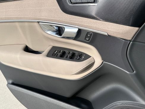 New 2026 Volvo XC90 B5 Plus w/ Protection Package Premier AWD/4WD image 10