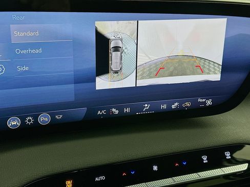 Used 2025 Buick Enclave Preferred image 23