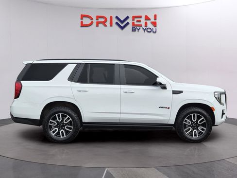 Used 2023 GMC Yukon AT4 w/ AT4 Premium Package AWD/4WD image 5