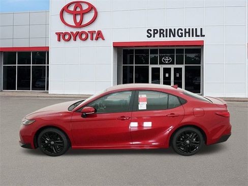 New 2026 Toyota Camry SE image 3