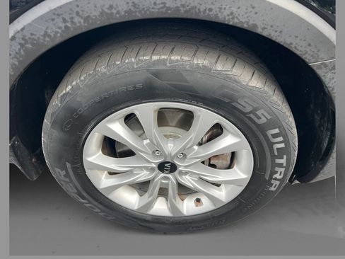Used 2020 Kia Telluride LX AWD/4WD image 23