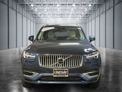 Used 2023 Volvo XC90 T8 Plus w/ Protection Package Premier AWD/4WD image 8