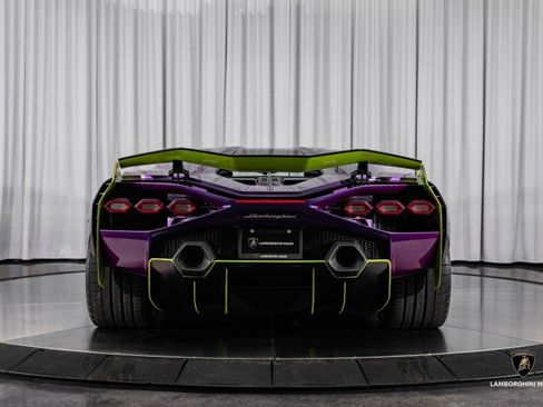 Used 2020 Lamborghini Sian Coupe image 27