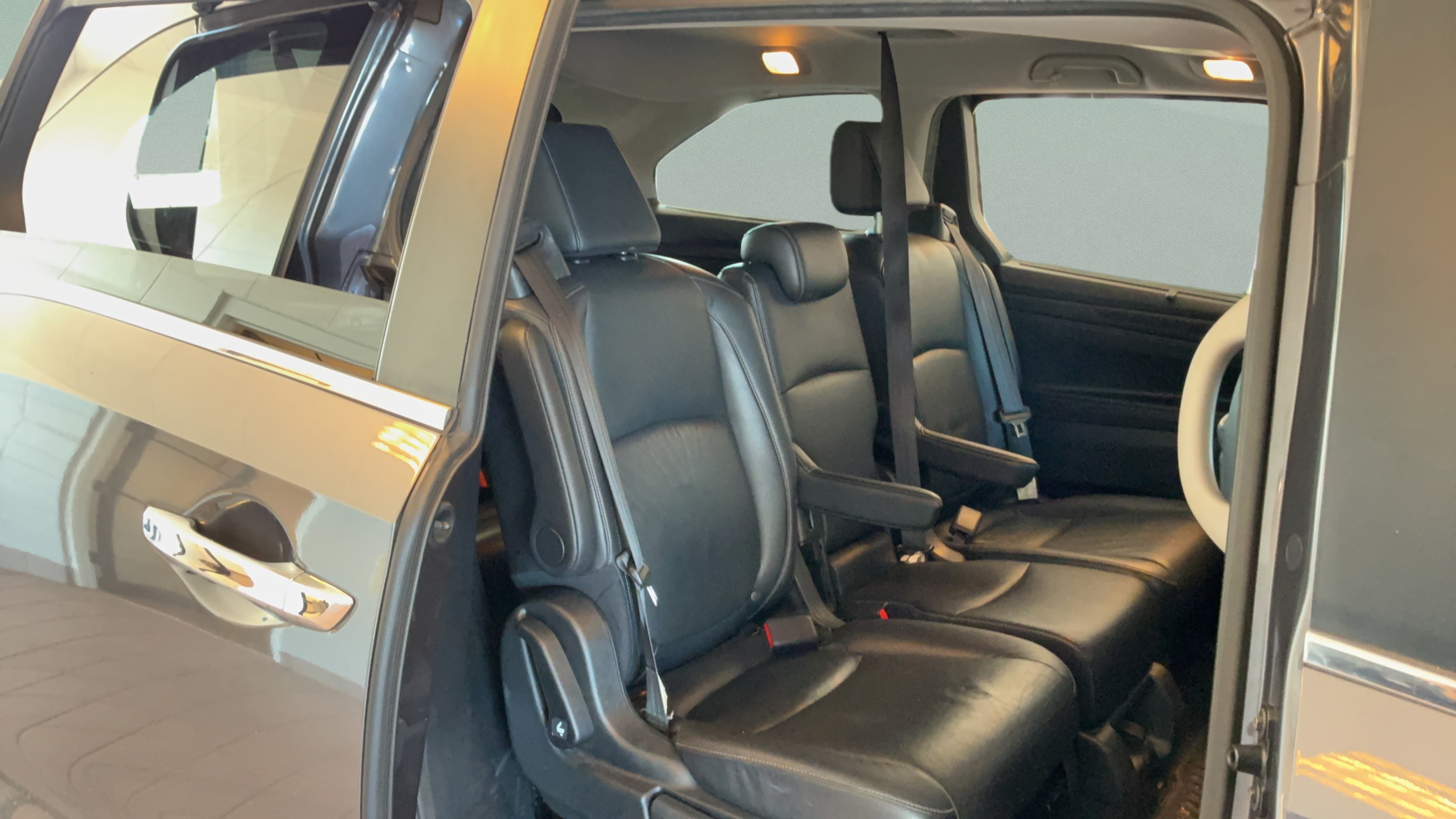 Used 2021 Honda Odyssey Touring image 31