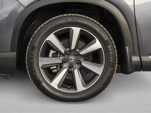 Used 2023 Honda Pilot Elite image 9