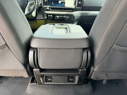 Used 2024 Chevrolet Silverado 2500 LT AWD/4WD image 20