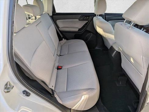 Used 2018 Subaru Forester 2.5i Premium w/ All-Weather Package image 20