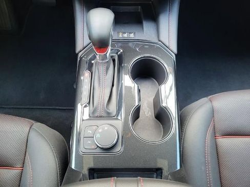 Used 2025 Chevrolet Blazer RS FWD image 22