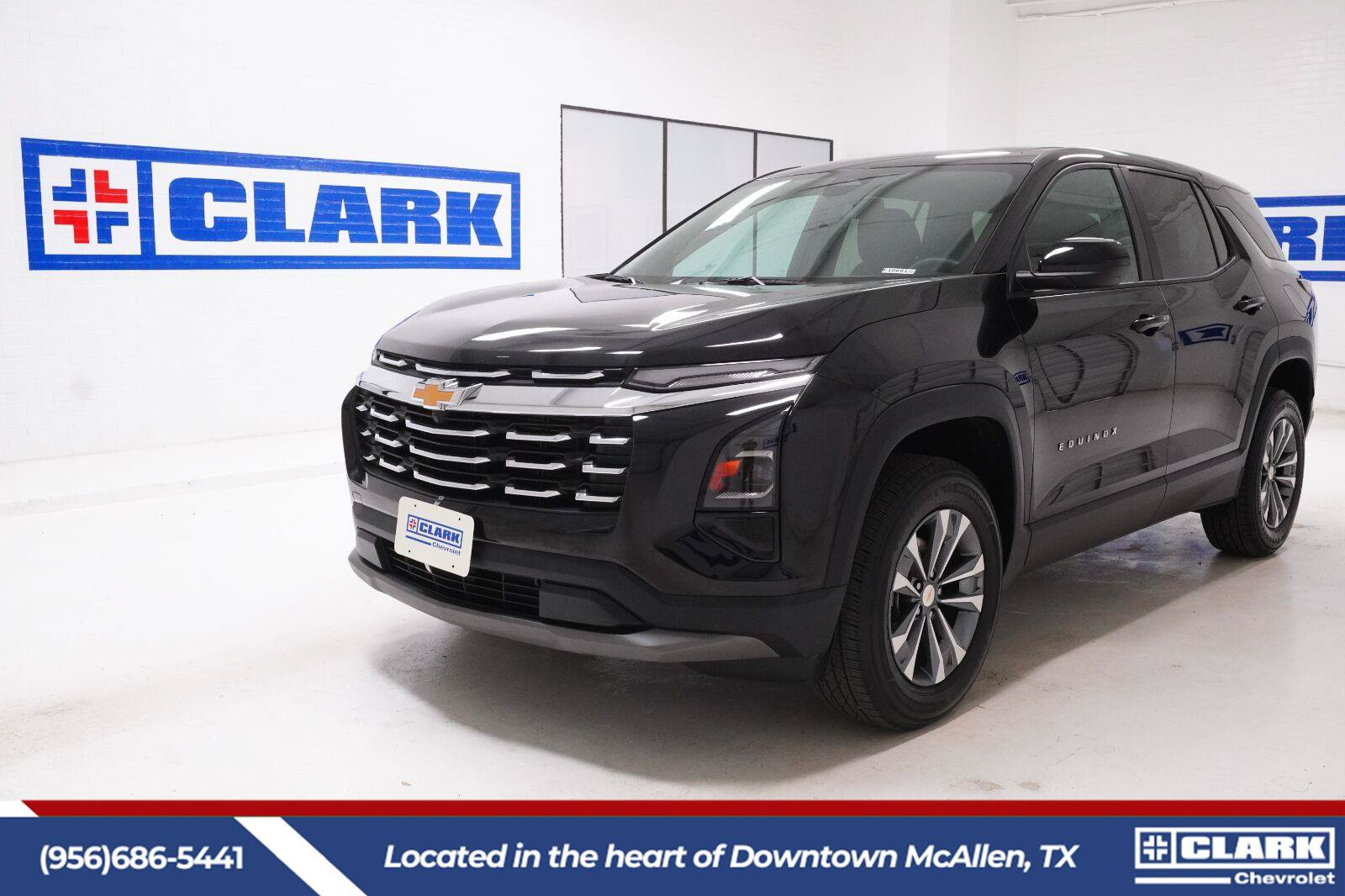 Used 2026 Chevrolet Equinox LT FWD image 1