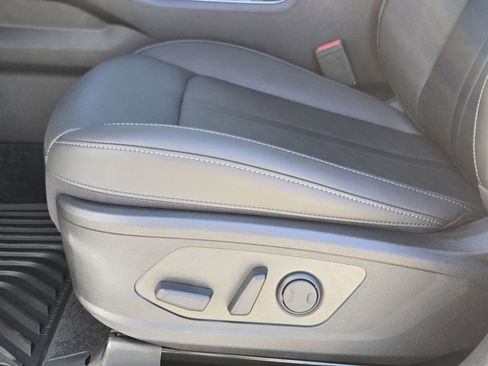 New 2026 Kia Sorento S w/ S Panoramic Sunroof Package image 19