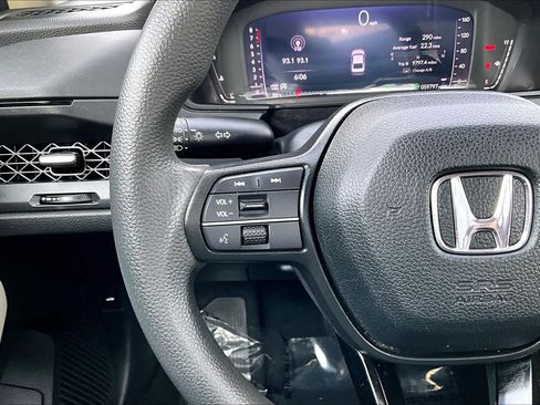 Used 2023 Honda Accord EX image 22
