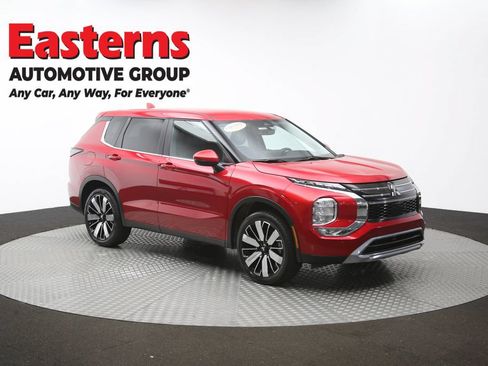 Used 2025 Mitsubishi Outlander SE FWD image 48
