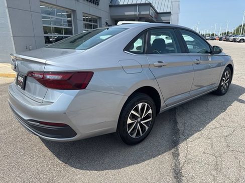 Used 2024 Volkswagen Jetta S FWD image 4