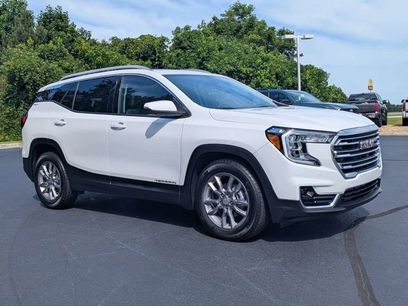 Used 2024 GMC Terrain SLT w/ Infotainment Package II