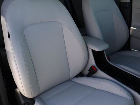 Used 2025 Hyundai Kona SEL image 15