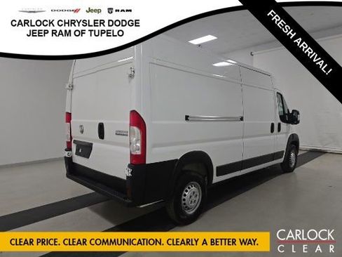 Used 2025 RAM ProMaster 2500 w/ Convenience Group image 4