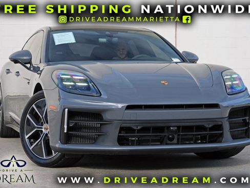 Used 2025 Porsche Panamera 4 w/ Premium Package AWD/4WD image 2