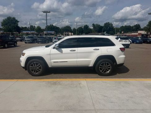Used 2020 Jeep Grand Cherokee Limited AWD/4WD image 10
